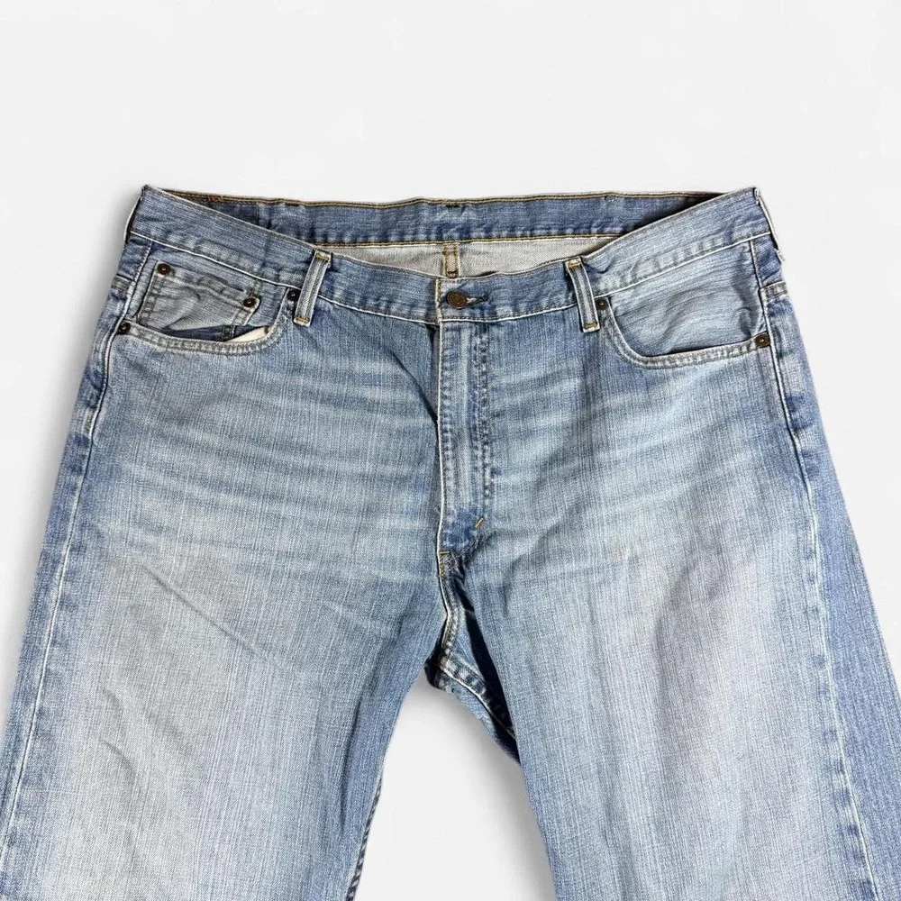 Levis levi 569